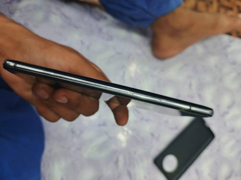 One Plus 7T 4
