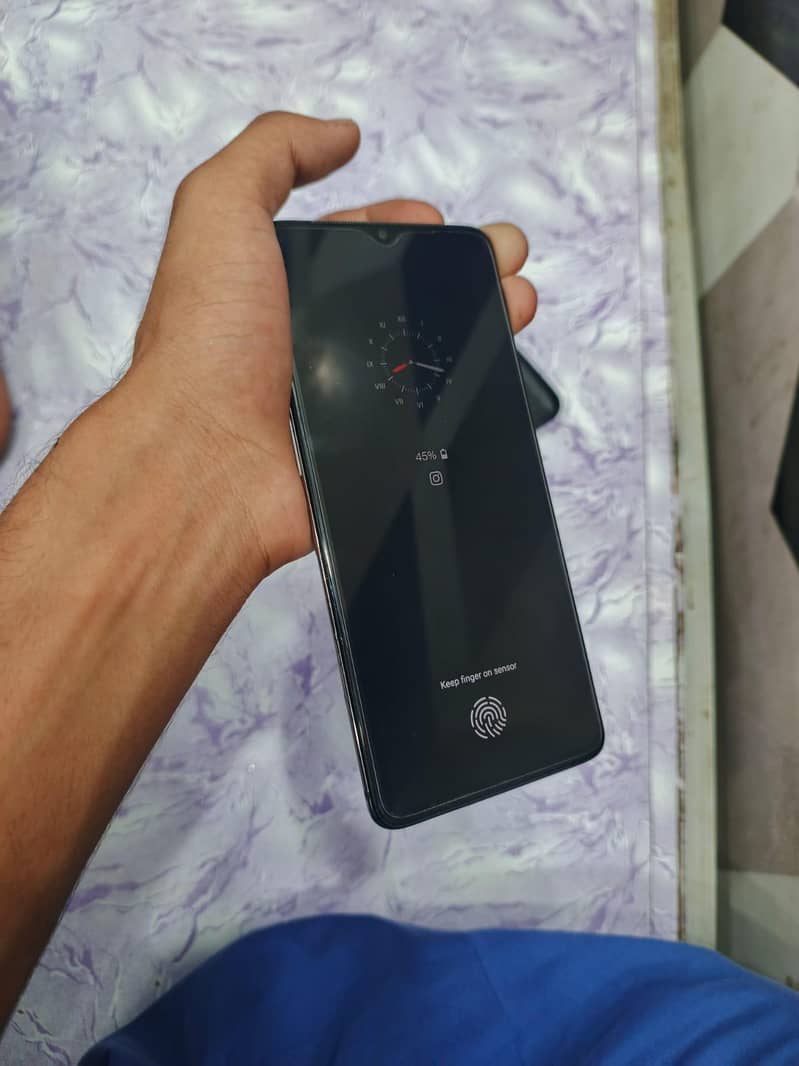 One Plus 7T 5