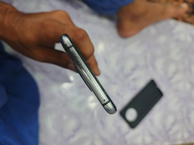 One Plus 7T 6