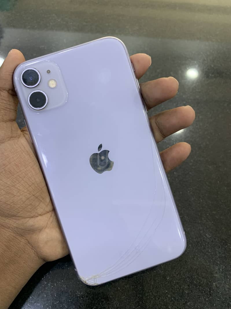 Apple iPhone 11 3