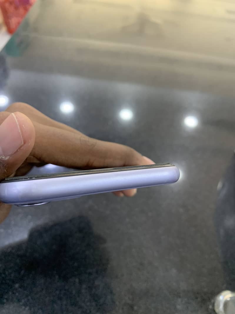 Apple iPhone 11 5