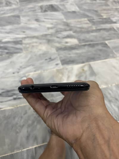 Infinix Hot 8 Lite