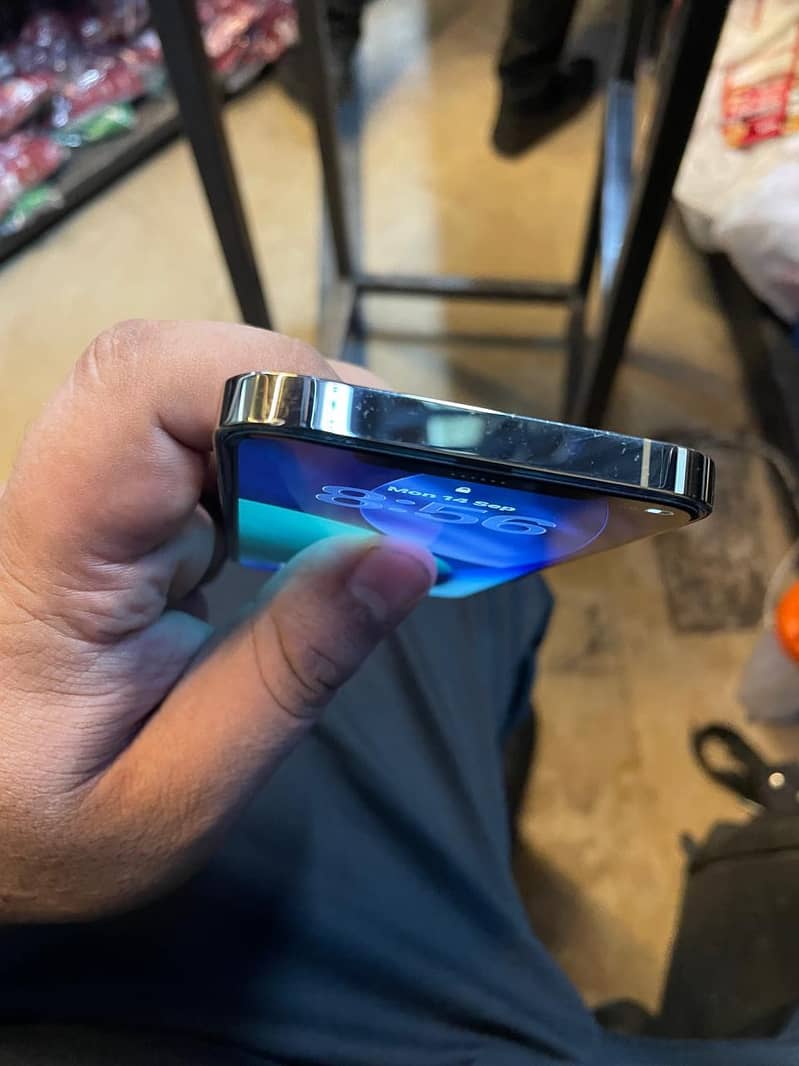 Apple iPhone 12 Pro 3