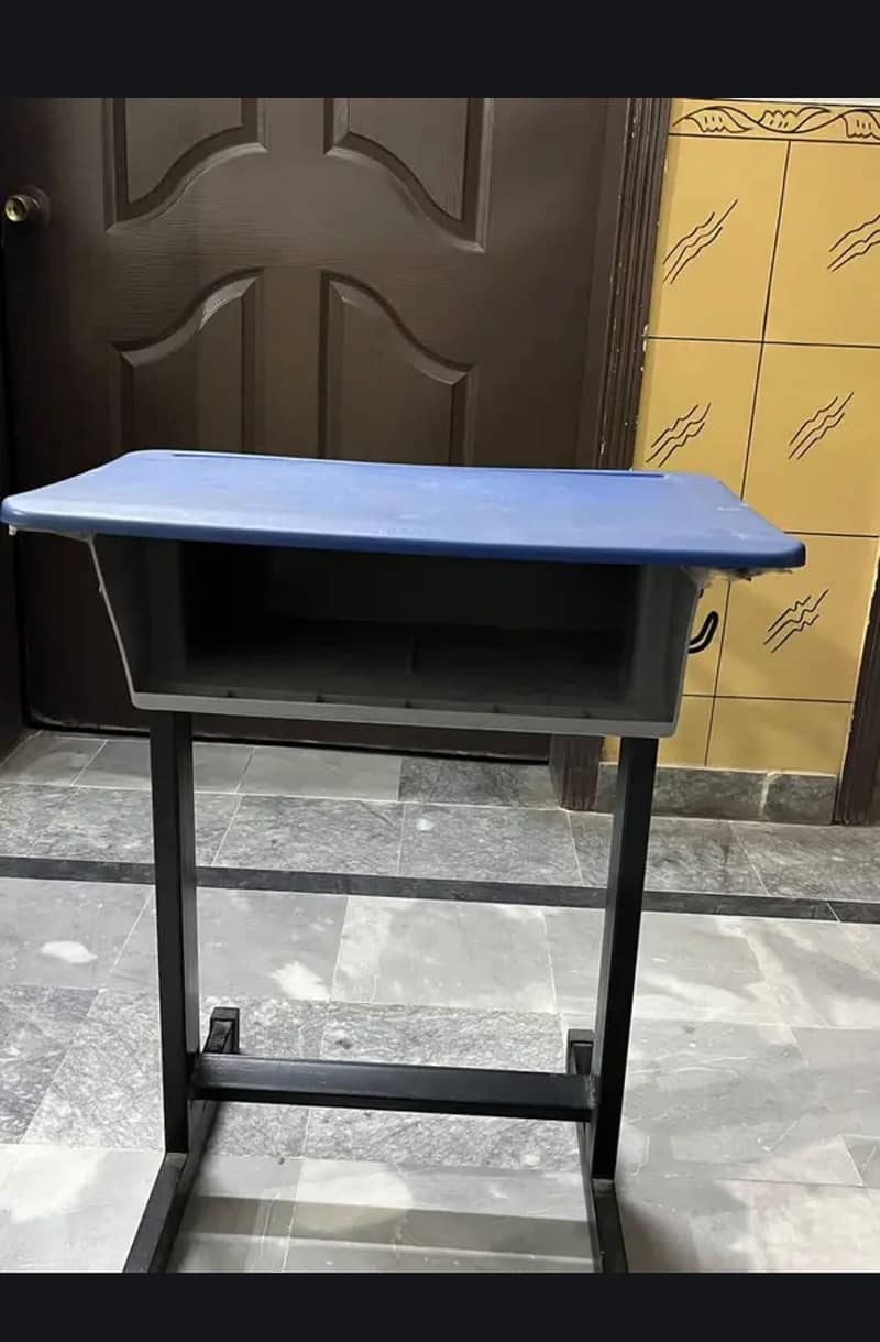 study table set (2 chairs) 0