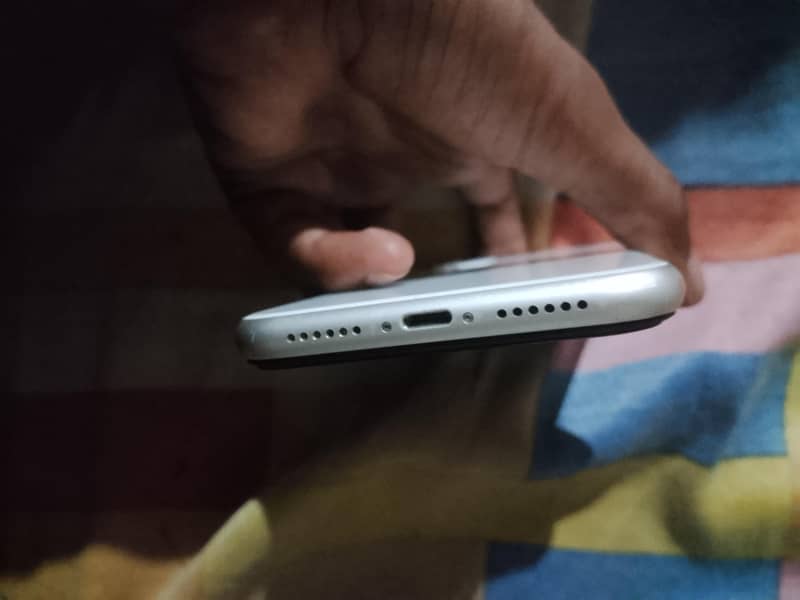 Apple iPhone 11 2