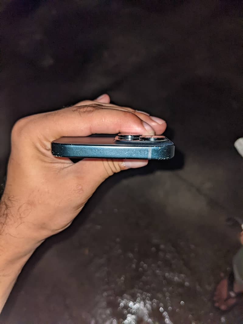 Apple iPhone 15 2