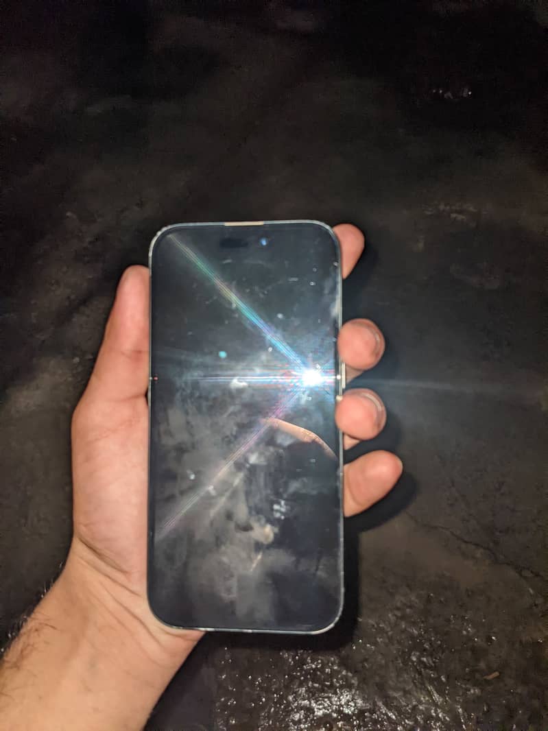Apple iPhone 15 3