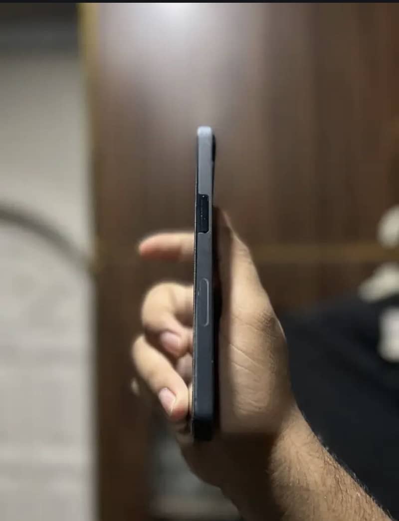 Apple iPhone 13 3