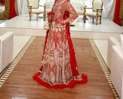 Bridal dress  - Once worn - Urgent sale