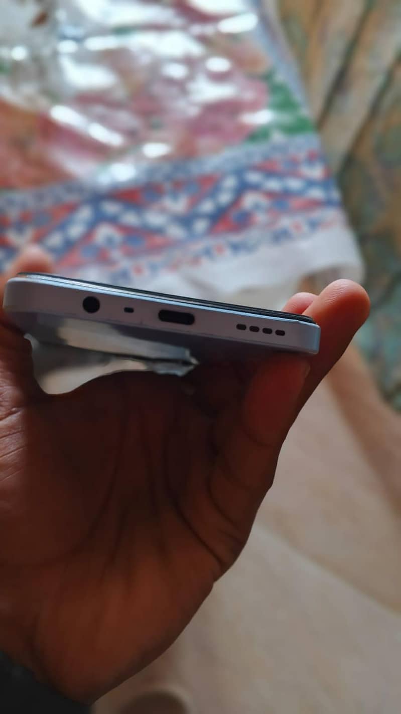 Realme Note 50 4