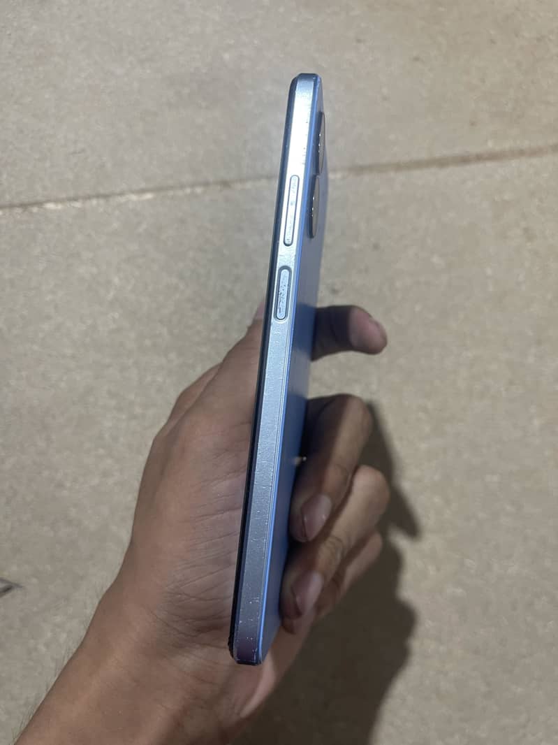 OPPO A17 4