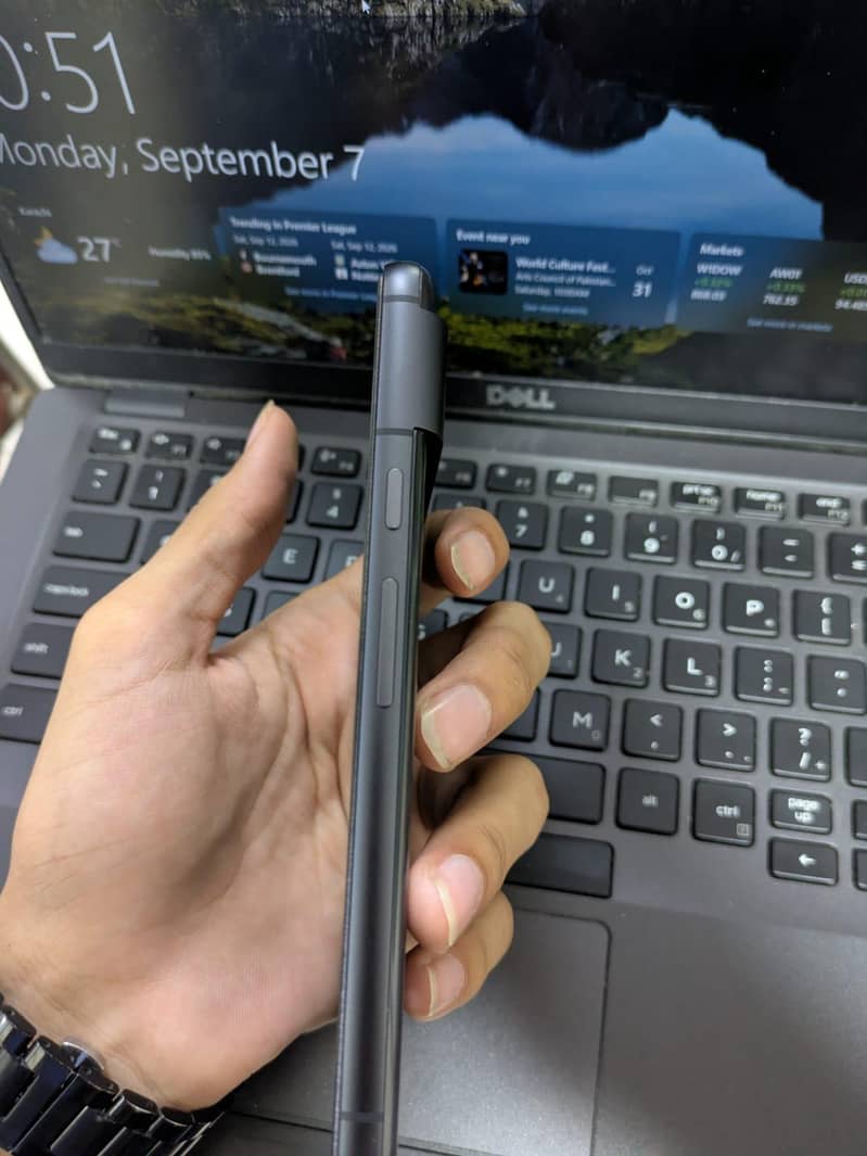 GOOGLE PIXEL 8 4