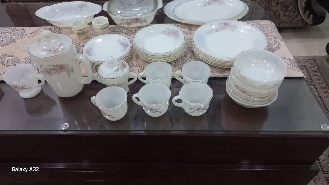 kitchen crockery 3