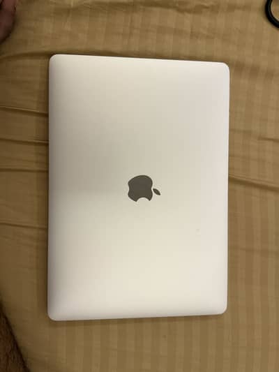 MACBOOK PRO M1 12 GB 512GB