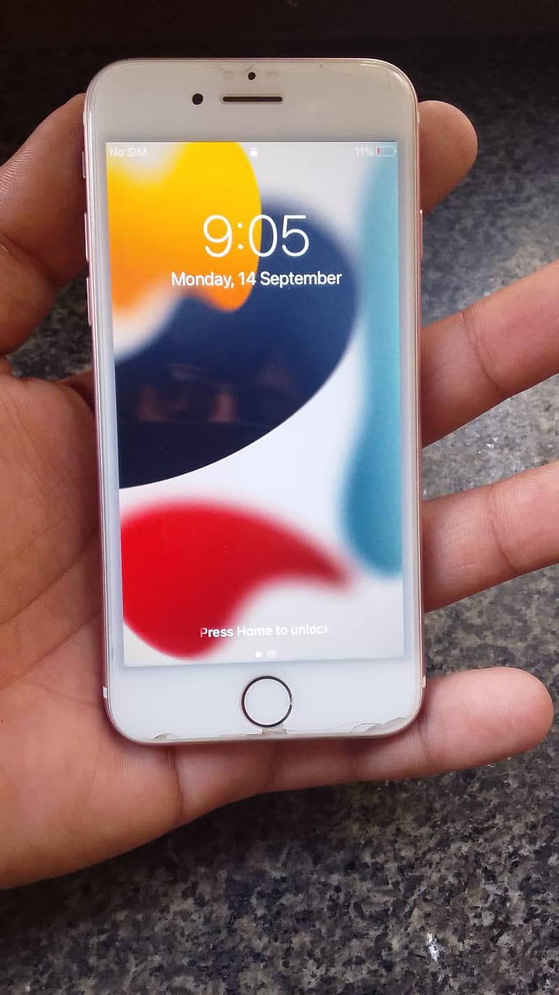 Apple iPhone 7 1