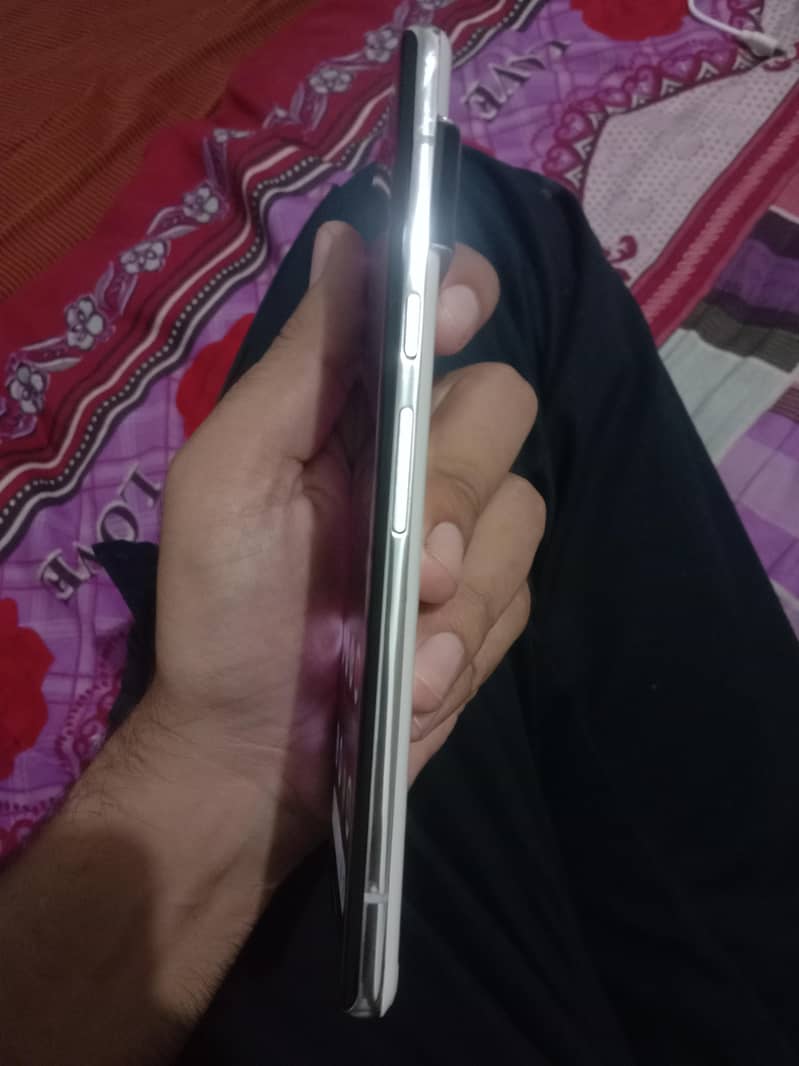 Google Pixel 6 Pro 2