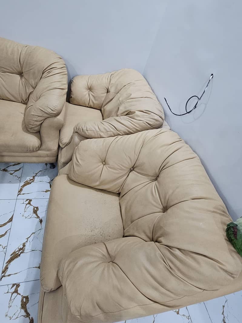 7 seater Sofa 0