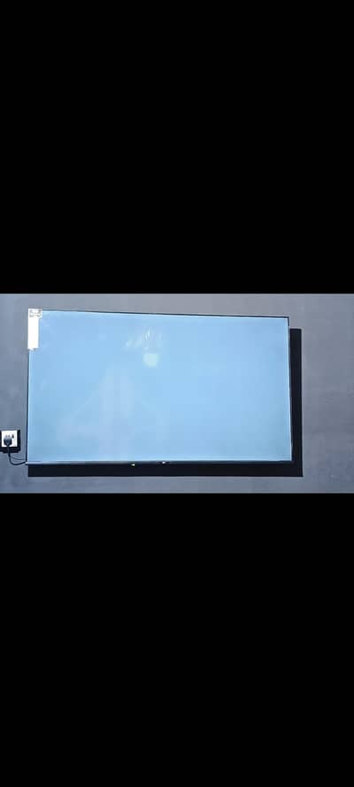 75 Inch OXY QLED HD SMART TV USED FOR 5 TO 6 MONTHS MAXIMUM. .