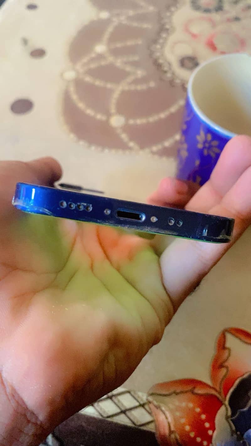 Apple iPhone 12 mini 2