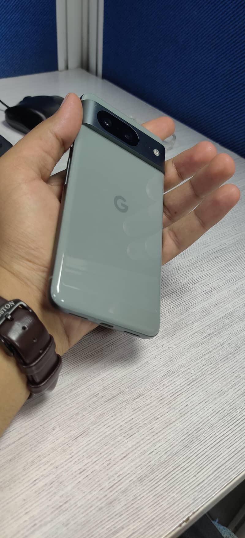 Google Pixel 8 3