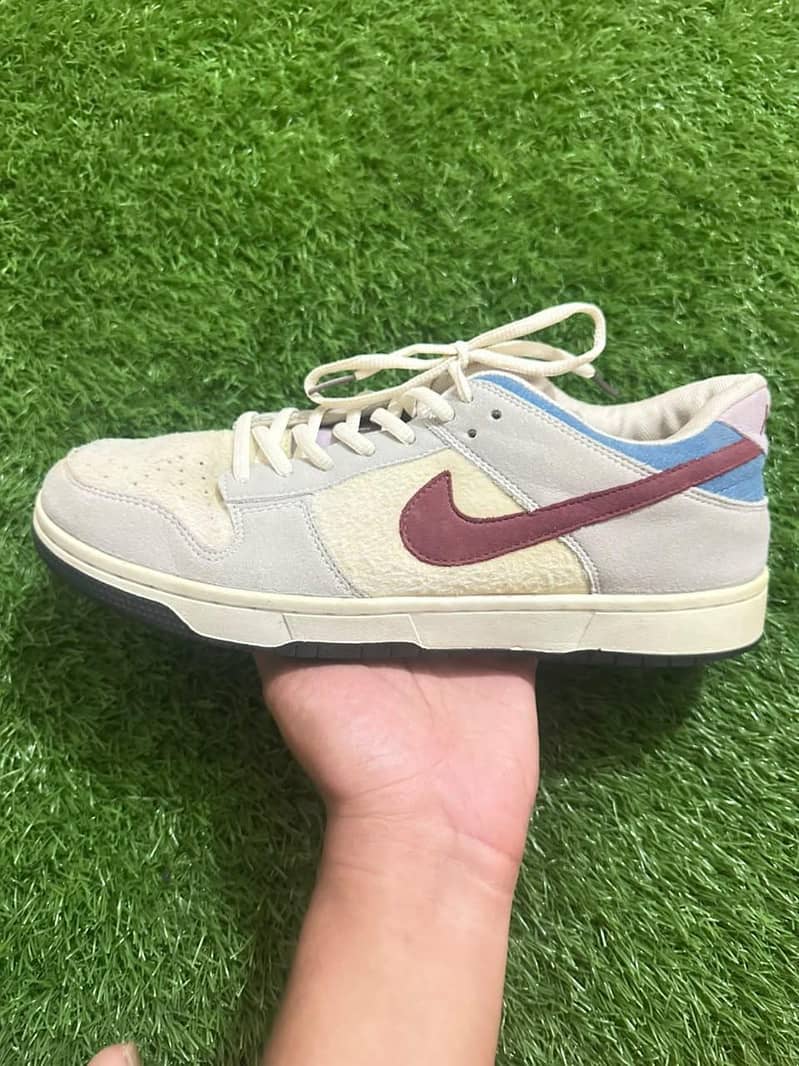 preloved authentic pair available 2