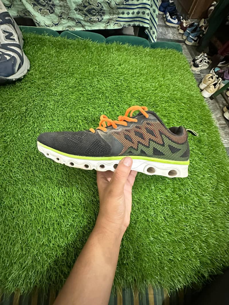 preloved authentic pair available 6