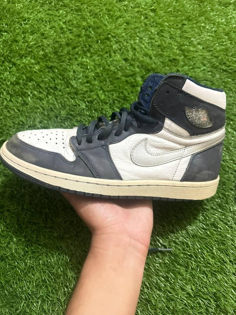 preloved authentic pair available 8