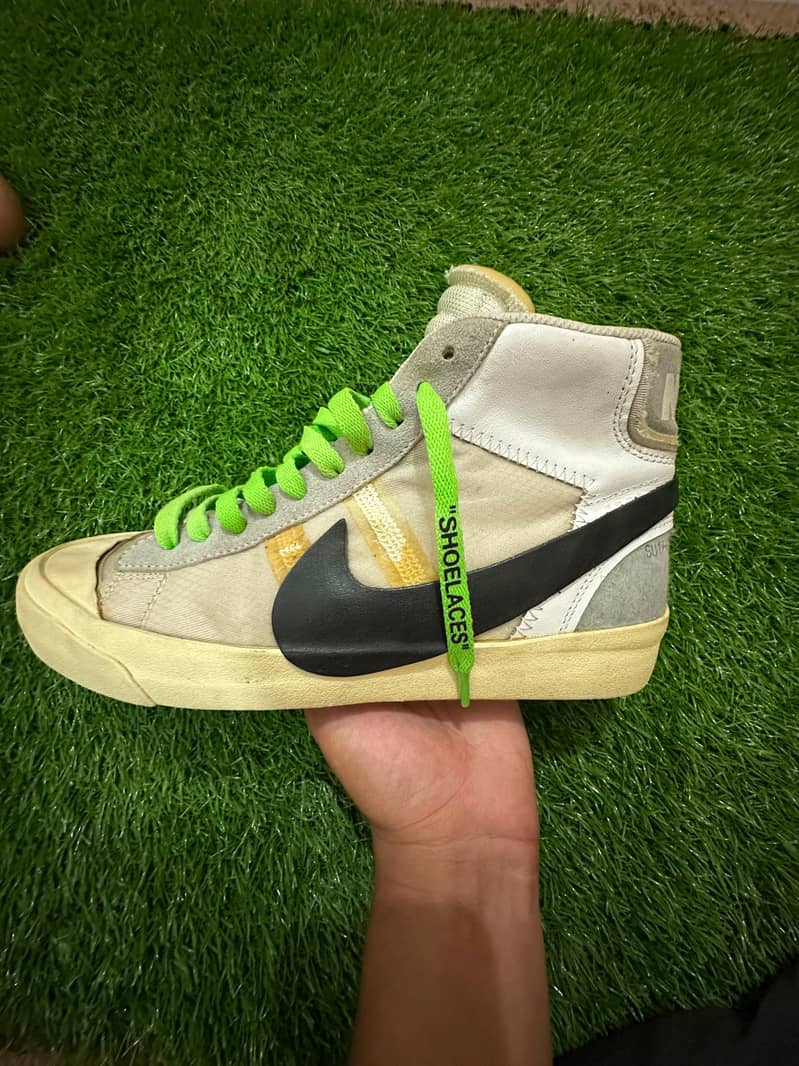 preloved authentic pair available 13