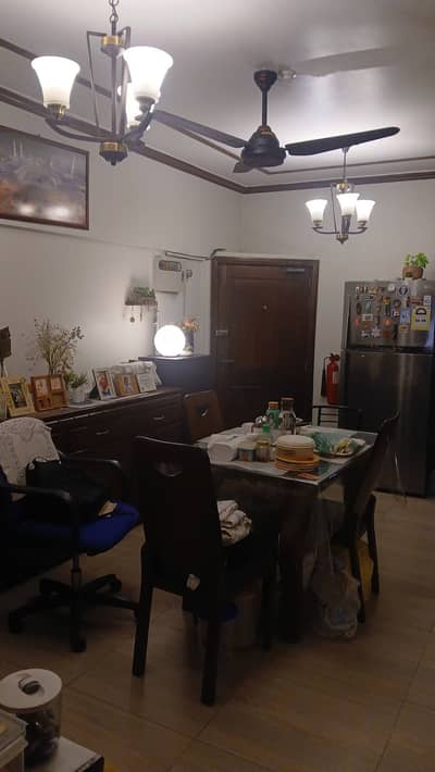 Dining Table Set for Sale ( Asking Rs 33,500 ) top is glass