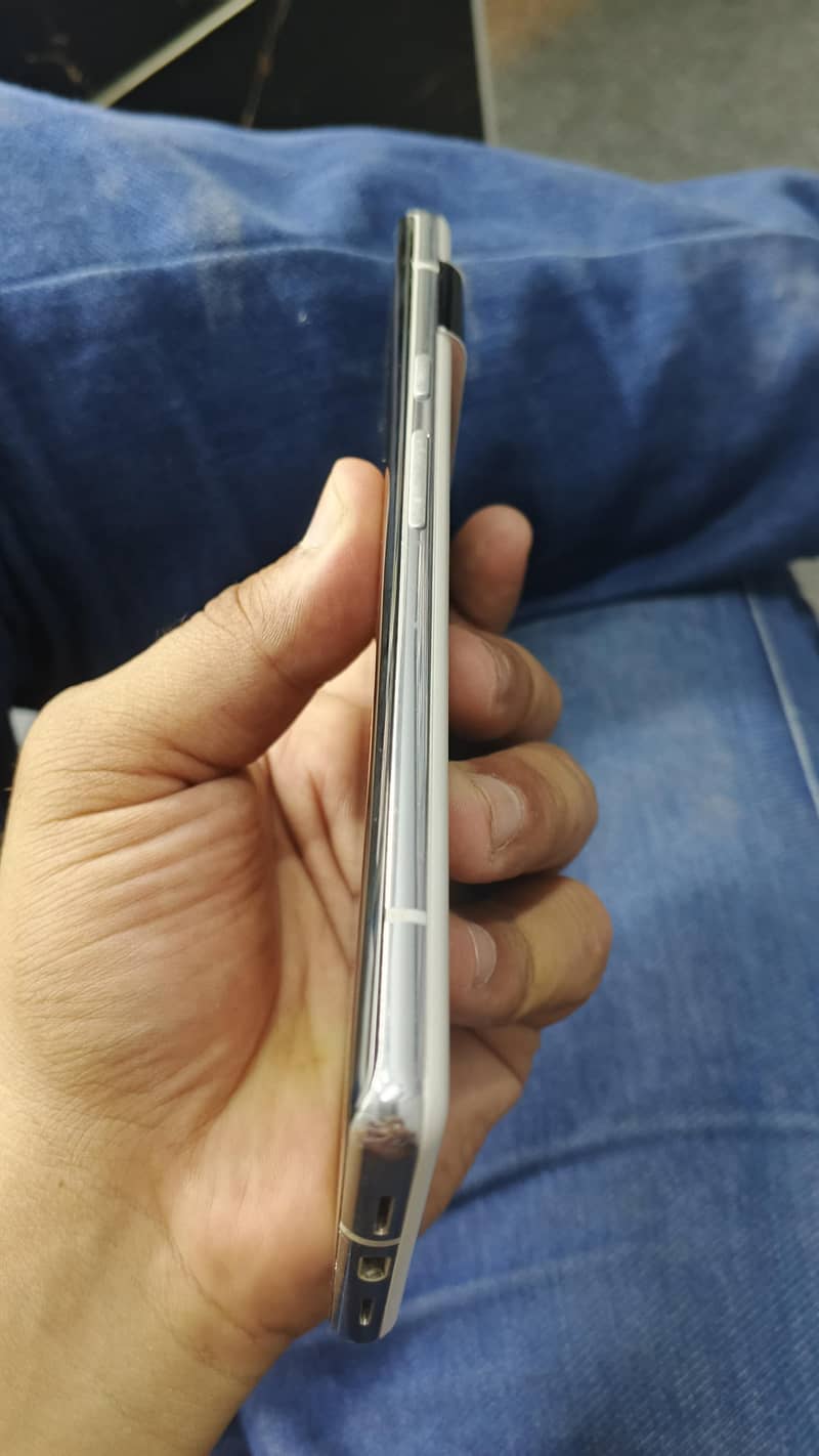 Google Pixel 6 pro 5