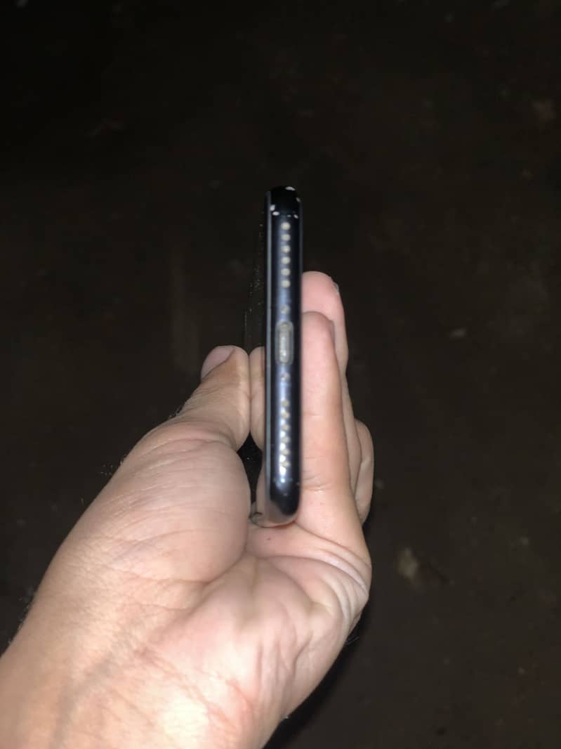 Apple iPhone SE 3