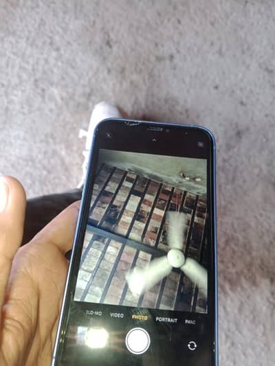 Apple iPhone XR