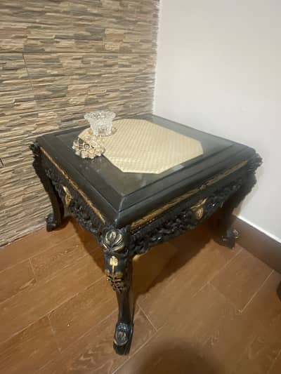 Sheesham chinoti table pure wood