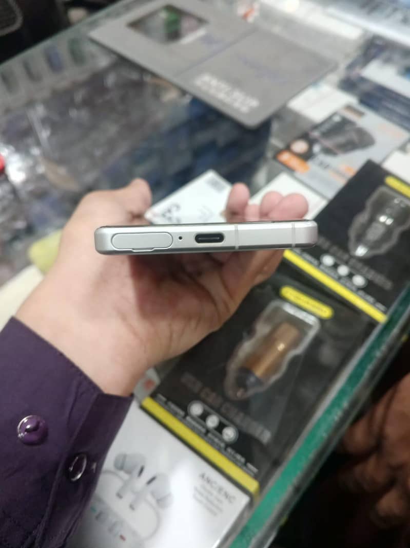 Sony 5 IV 2