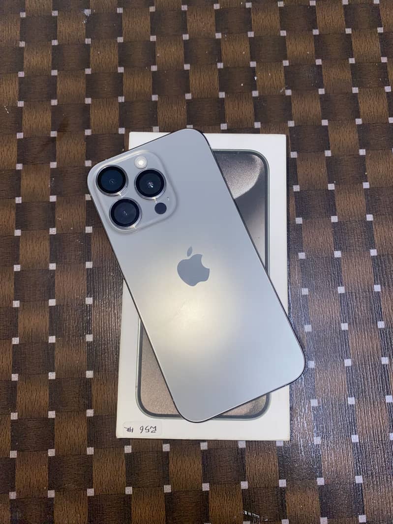 Apple iPhone 15 Pro 1