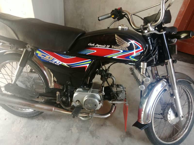 جی موٹر سائیکل کی بھت اچھی حالت  ھے     ہ 2