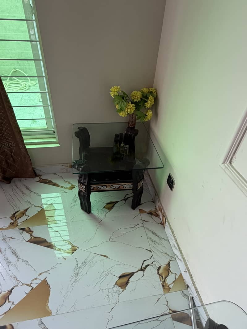 Sofa tables 1
