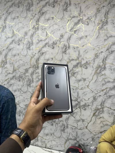 Apple iPhone 11 Pro Max 64GB
