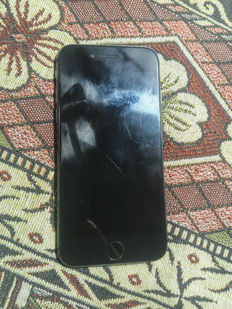Apple iPhone 8 0