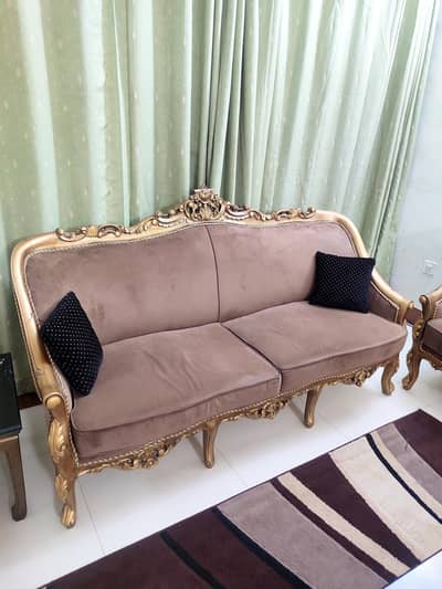 7 Seater Royal Antique Style Sofa Set – Gold Frame & Velvet Upholstery