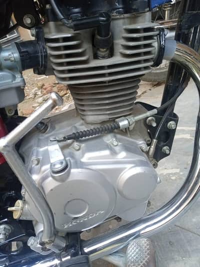 Honda bike 125 cc03245997451 argent parcel model 2011