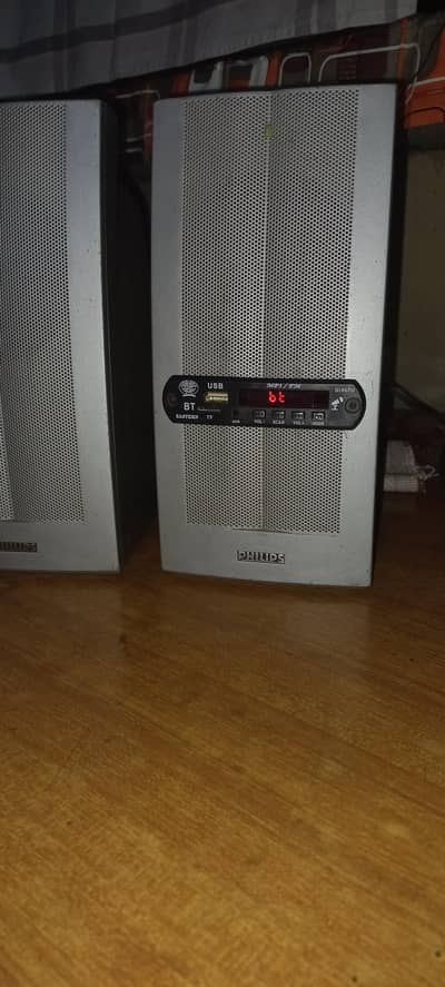 4BAND  Radio tape. Sharap. . . Made in JAPAN. . . OX. sistam. hey