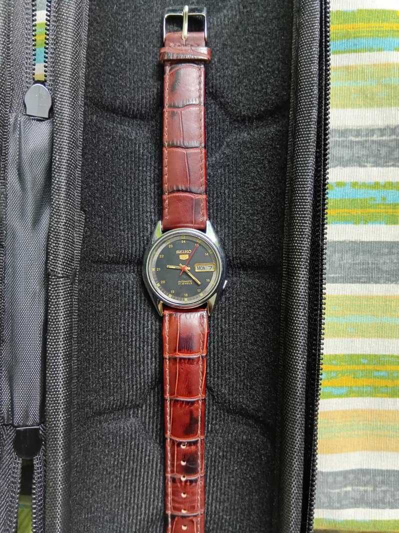 seiko 5 automatic watch 0