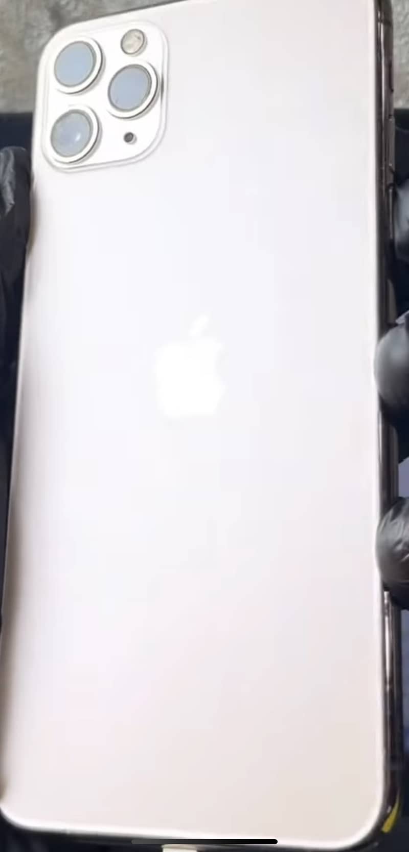 Apple iPhone 11 7