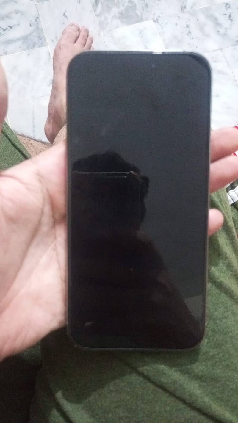 Apple iPhone 16 Pro Max 7