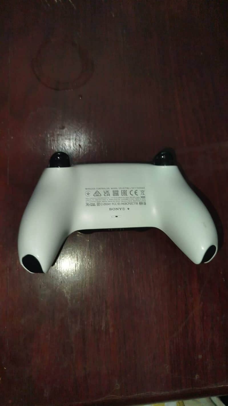 Original Sony PS5 DualSense Wireless Controller 1