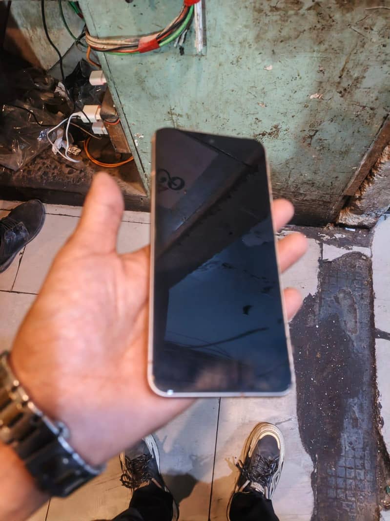 Google Pixel 8 2