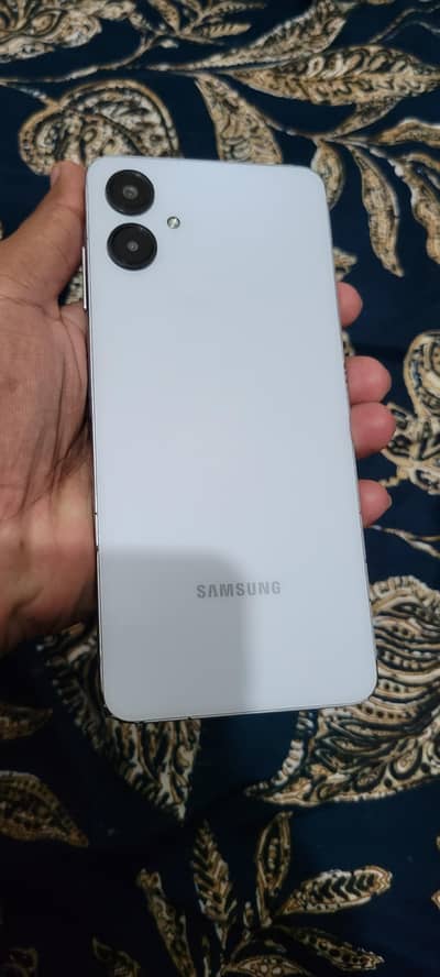 Samsung Mobile A06