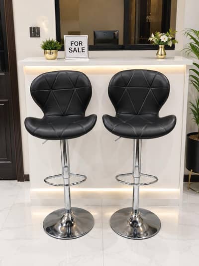 gaming and dining chairs