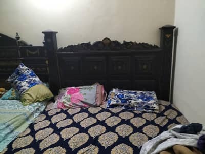king size bed